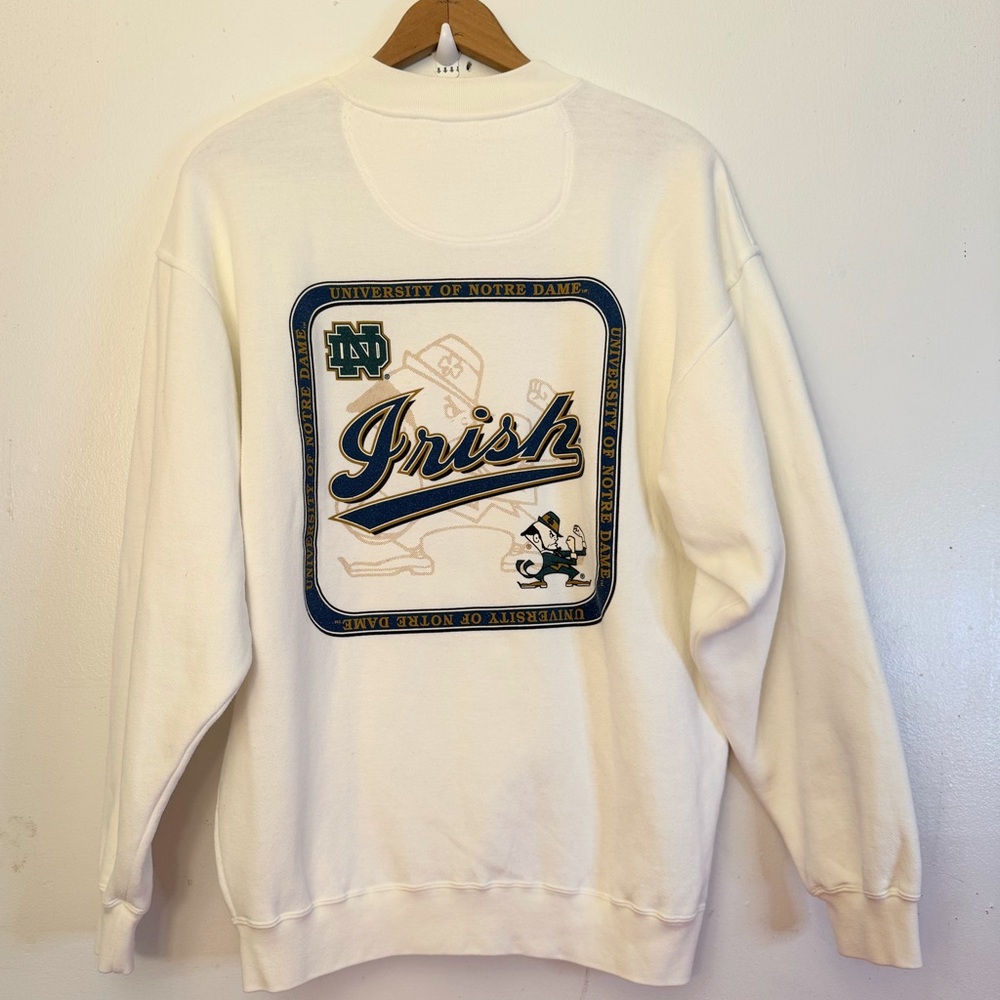 Vintage 90s University Notre Dame Irish White pullover Sweatshirt Size M/L Adult